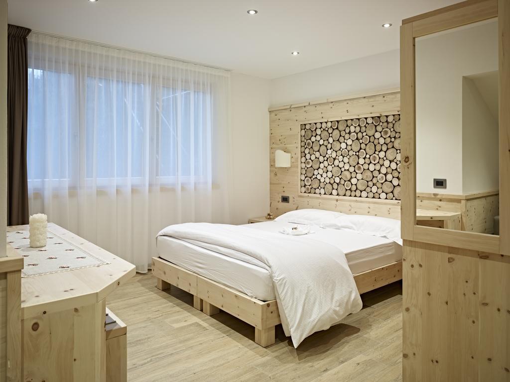 B&B Augusto Madonna di Campiglio Exterior photo