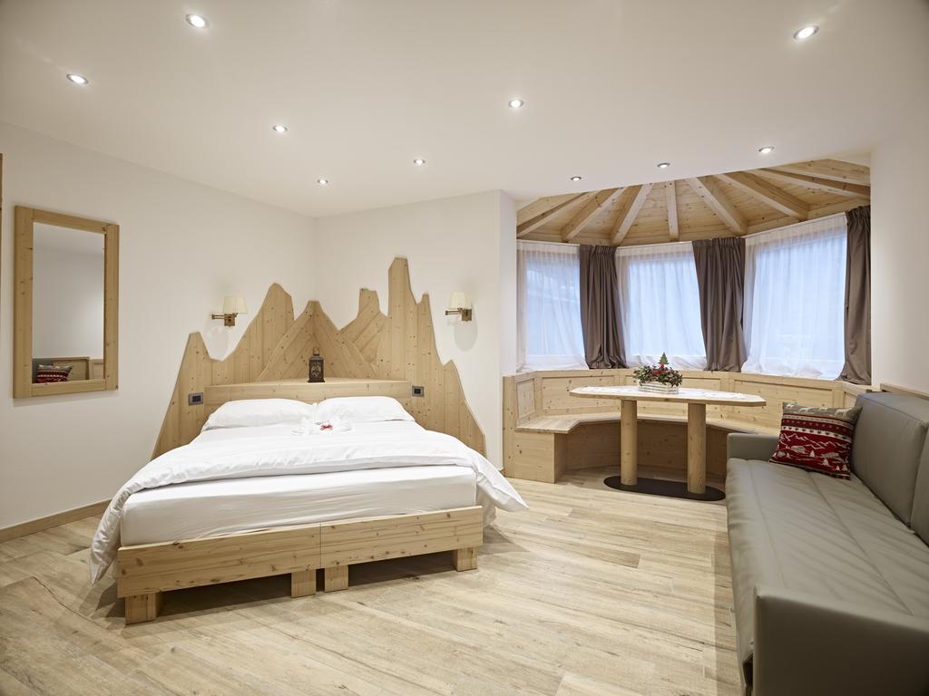 B&B Augusto Madonna di Campiglio Exterior photo